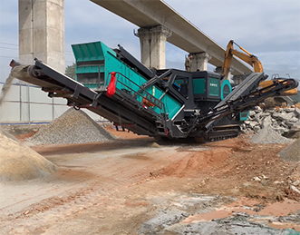 碎石機一開機,這幫打工人就要“搞破壞”了